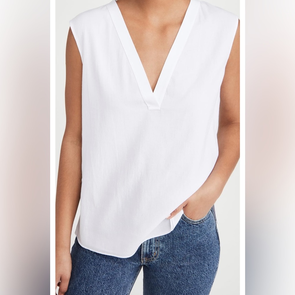 NWT Vince Rib Knit Trim Double V Neck Sleeveless Top in Optic White in Small